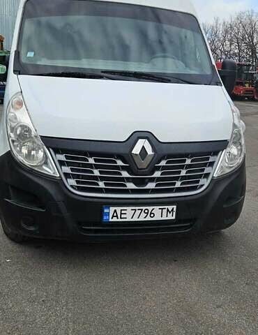 Белый Рено Мастер, объемом двигателя 2.3 л и пробегом 340 тыс. км за 14000 $, фото 1 на Automoto.ua