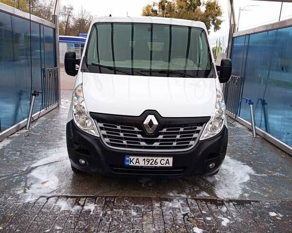 Белый Рено Мастер, объемом двигателя 2.3 л и пробегом 330 тыс. км за 12450 $, фото 1 на Automoto.ua
