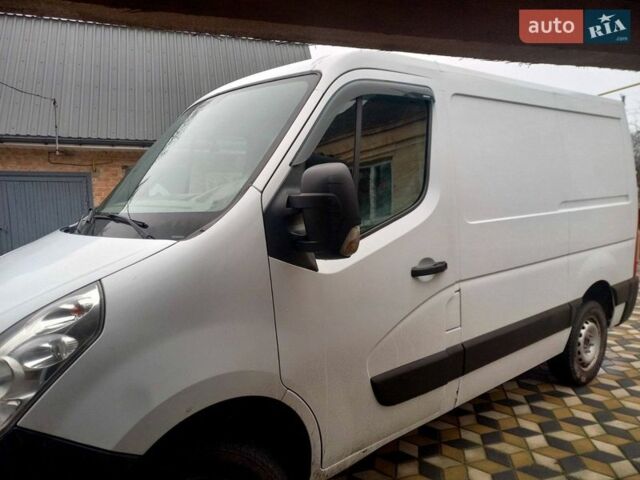 Белый Рено Мастер, объемом двигателя 2.3 л и пробегом 277 тыс. км за 15000 $, фото 1 на Automoto.ua