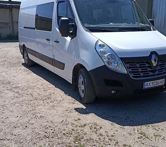 Белый Рено Мастер, объемом двигателя 2.3 л и пробегом 319 тыс. км за 13700 $, фото 1 на Automoto.ua
