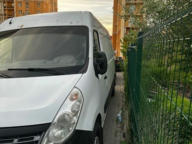 Белый Рено Мастер, объемом двигателя 2.3 л и пробегом 6 тыс. км за 12000 $, фото 1 на Automoto.ua