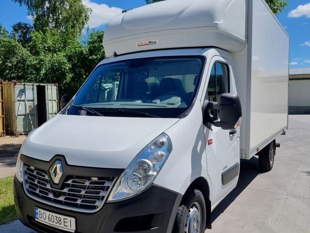 Белый Рено Мастер, объемом двигателя 2.3 л и пробегом 235 тыс. км за 21500 $, фото 1 на Automoto.ua