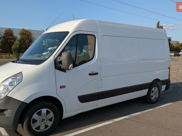 Белый Рено Мастер, объемом двигателя 2.3 л и пробегом 252 тыс. км за 15500 $, фото 1 на Automoto.ua