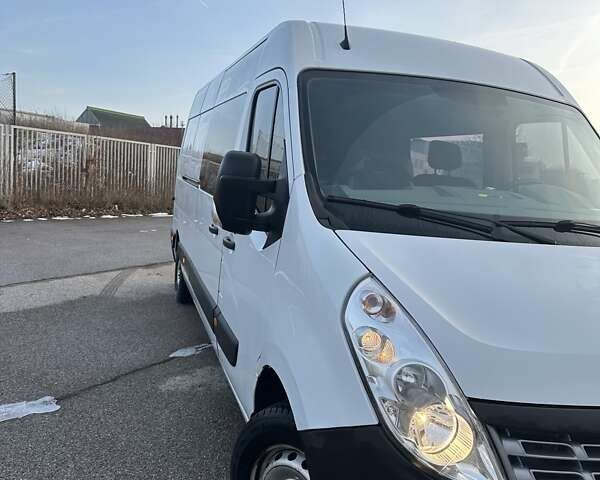 Білий Рено Мастєр, об'ємом двигуна 2.3 л та пробігом 270 тис. км за 18500 $, фото 1 на Automoto.ua