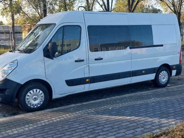Белый Рено Мастер, объемом двигателя 2.3 л и пробегом 24 тыс. км за 19500 $, фото 1 на Automoto.ua