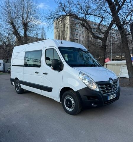 Белый Рено Мастер, объемом двигателя 2.3 л и пробегом 213 тыс. км за 22300 $, фото 1 на Automoto.ua