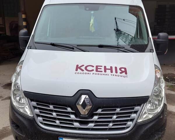 Белый Рено Мастер, объемом двигателя 2.3 л и пробегом 188 тыс. км за 16900 $, фото 1 на Automoto.ua