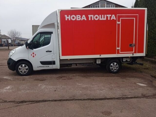 Белый Рено Мастер, объемом двигателя 2.3 л и пробегом 330 тыс. км за 17200 $, фото 1 на Automoto.ua