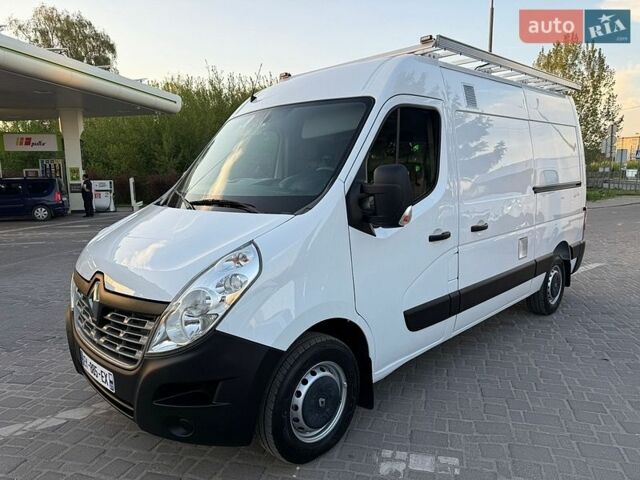 Белый Рено Мастер, объемом двигателя 2.3 л и пробегом 223 тыс. км за 16800 $, фото 1 на Automoto.ua