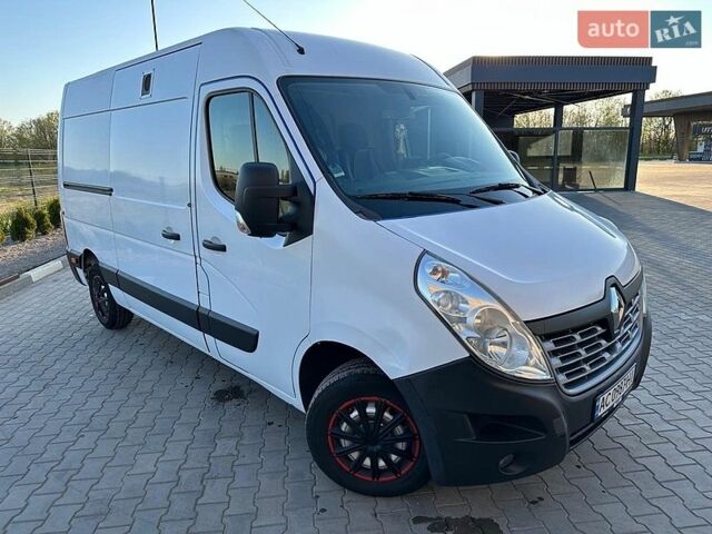 Белый Рено Мастер, объемом двигателя 2.3 л и пробегом 302 тыс. км за 18900 $, фото 1 на Automoto.ua