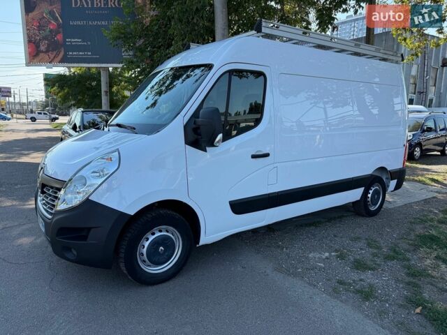 Белый Рено Мастер, объемом двигателя 2.3 л и пробегом 198 тыс. км за 17200 $, фото 1 на Automoto.ua