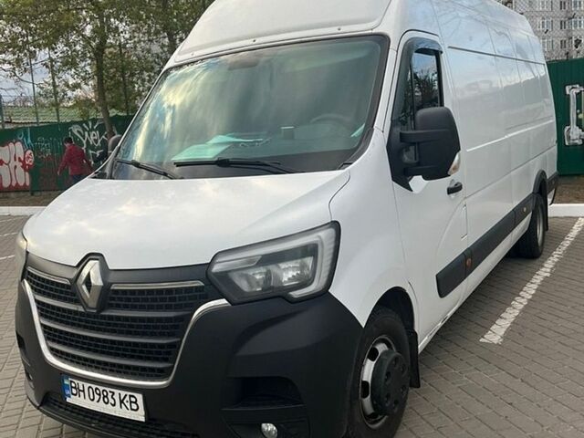 Белый Рено Мастер, объемом двигателя 2.3 л и пробегом 550 тыс. км за 23000 $, фото 1 на Automoto.ua