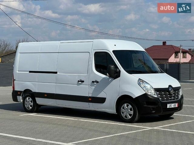 Белый Рено Мастер, объемом двигателя 2.3 л и пробегом 250 тыс. км за 17999 $, фото 1 на Automoto.ua