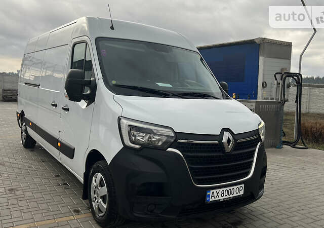 Белый Рено Мастер, объемом двигателя 2.3 л и пробегом 385 тыс. км за 18000 $, фото 1 на Automoto.ua