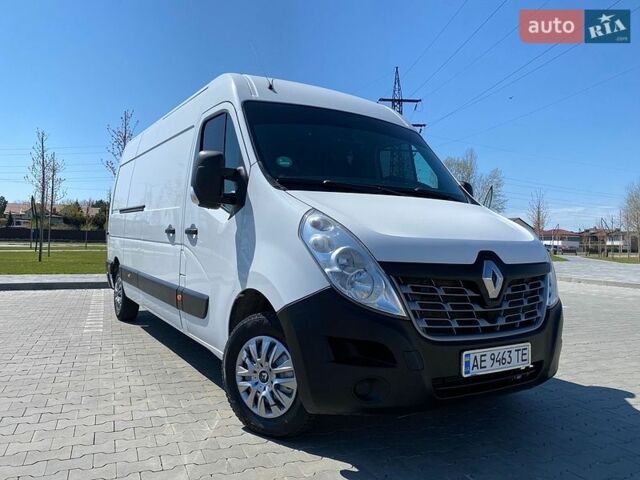 Белый Рено Мастер, объемом двигателя 2.3 л и пробегом 430 тыс. км за 16600 $, фото 1 на Automoto.ua