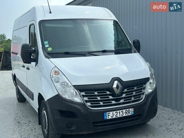 Белый Рено Мастер, объемом двигателя 2.3 л и пробегом 224 тыс. км за 16500 $, фото 1 на Automoto.ua
