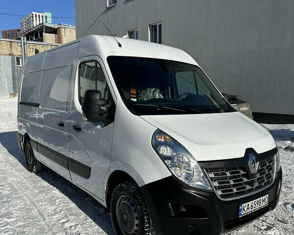 Белый Рено Мастер, объемом двигателя 2.3 л и пробегом 257 тыс. км за 17990 $, фото 1 на Automoto.ua