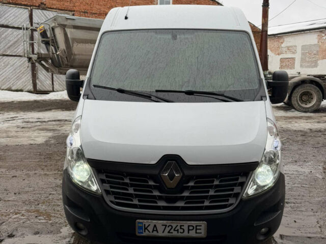 Белый Рено Мастер, объемом двигателя 2.3 л и пробегом 240 тыс. км за 15000 $, фото 1 на Automoto.ua