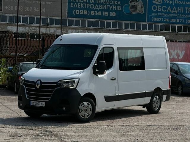 Белый Рено Мастер, объемом двигателя 2.3 л и пробегом 308 тыс. км за 18124 $, фото 1 на Automoto.ua