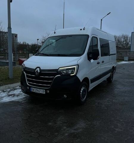 Белый Рено Мастер, объемом двигателя 2.3 л и пробегом 290 тыс. км за 21500 $, фото 1 на Automoto.ua