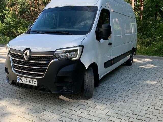 Белый Рено Мастер, объемом двигателя 2.3 л и пробегом 240 тыс. км за 21700 $, фото 1 на Automoto.ua