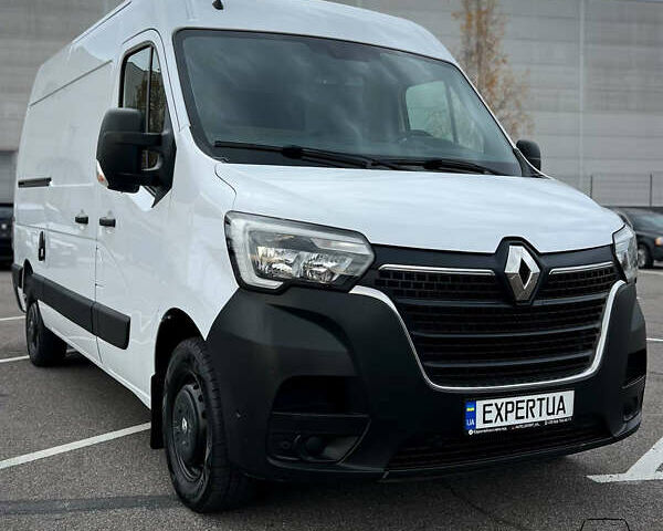 Білий Рено Мастєр, об'ємом двигуна 2.3 л та пробігом 107 тис. км за 23900 $, фото 1 на Automoto.ua
