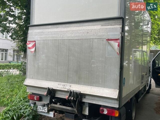 Белый Рено Мастер, объемом двигателя 2.3 л и пробегом 202 тыс. км за 25000 $, фото 1 на Automoto.ua