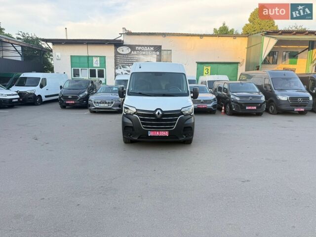 Белый Рено Мастер, объемом двигателя 2.3 л и пробегом 280 тыс. км за 21900 $, фото 1 на Automoto.ua