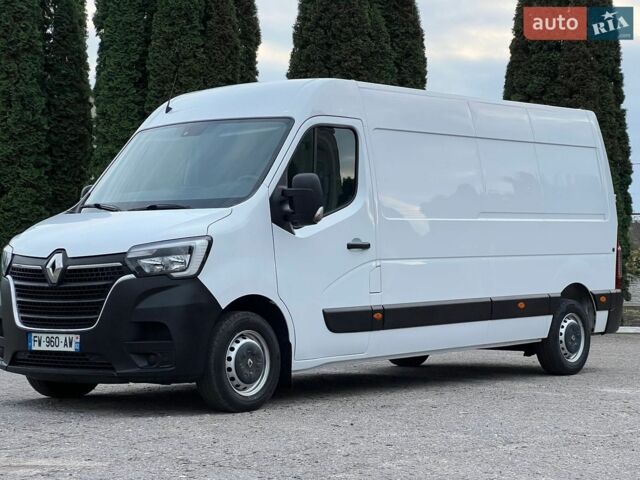Белый Рено Мастер, объемом двигателя 2.3 л и пробегом 230 тыс. км за 17900 $, фото 1 на Automoto.ua