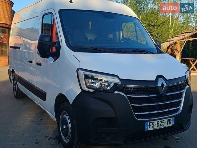 Белый Рено Мастер, объемом двигателя 2.3 л и пробегом 203 тыс. км за 18500 $, фото 1 на Automoto.ua