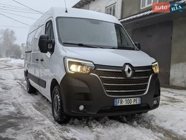 Белый Рено Мастер, объемом двигателя 2.3 л и пробегом 229 тыс. км за 18900 $, фото 1 на Automoto.ua