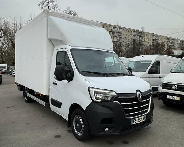 Белый Рено Мастер, объемом двигателя 2.3 л и пробегом 252 тыс. км за 24700 $, фото 1 на Automoto.ua