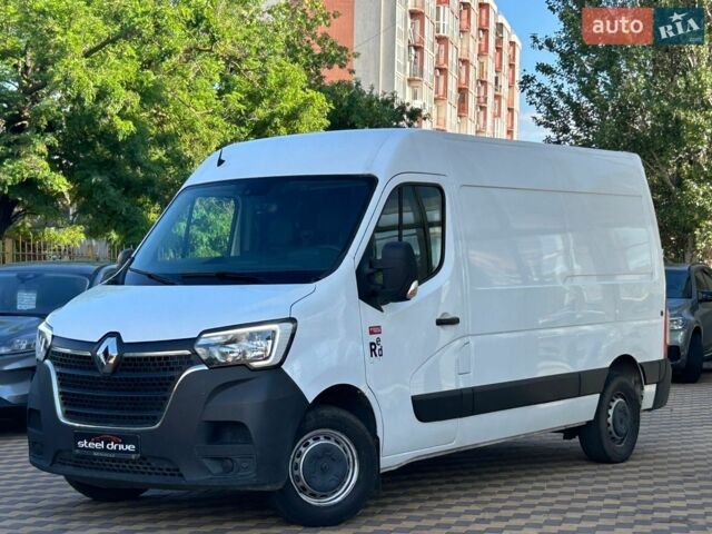 Белый Рено Мастер, объемом двигателя 2.3 л и пробегом 150 тыс. км за 15999 $, фото 1 на Automoto.ua