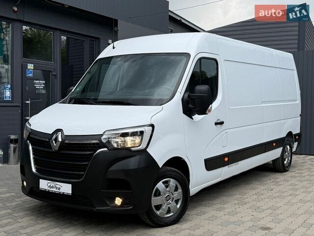 Белый Рено Мастер, объемом двигателя 2.3 л и пробегом 287 тыс. км за 19300 $, фото 1 на Automoto.ua