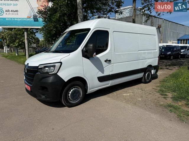 Белый Рено Мастер, объемом двигателя 2.3 л и пробегом 234 тыс. км за 19499 $, фото 1 на Automoto.ua
