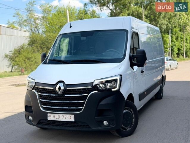 Білий Рено Мастєр, об'ємом двигуна 2.3 л та пробігом 229 тис. км за 18999 $, фото 1 на Automoto.ua