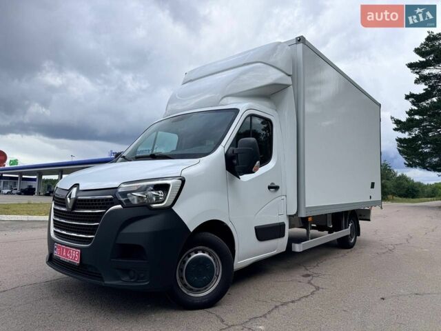 Белый Рено Мастер, объемом двигателя 2.3 л и пробегом 211 тыс. км за 22999 $, фото 1 на Automoto.ua
