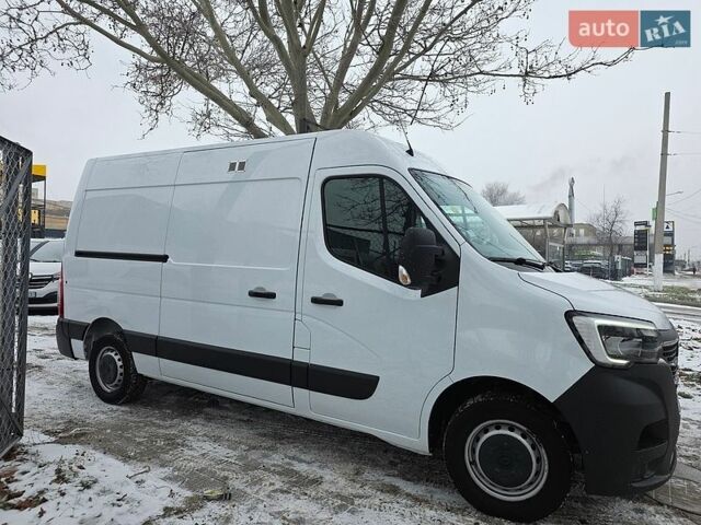 Белый Рено Мастер, объемом двигателя 2.3 л и пробегом 181 тыс. км за 20600 $, фото 1 на Automoto.ua