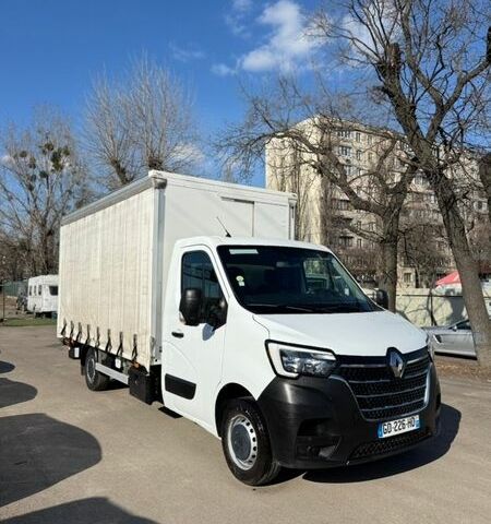 Белый Рено Мастер, объемом двигателя 2.3 л и пробегом 225 тыс. км за 25500 $, фото 1 на Automoto.ua