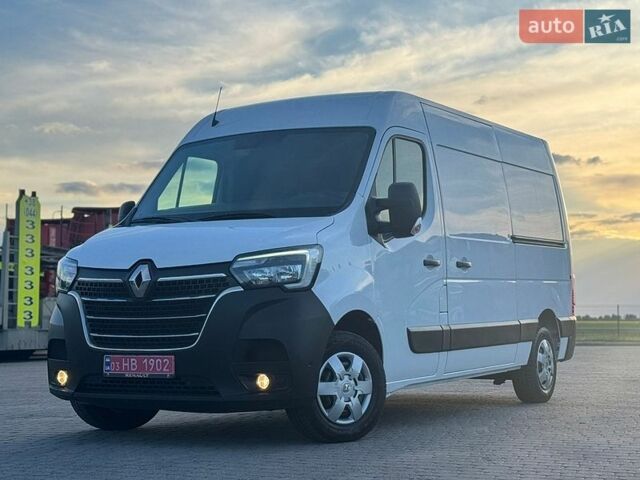 Белый Рено Мастер, объемом двигателя 2.3 л и пробегом 209 тыс. км за 19950 $, фото 1 на Automoto.ua