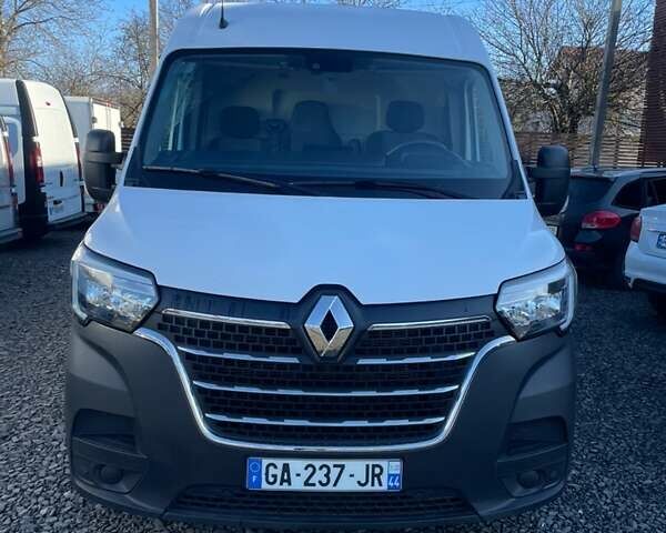 Білий Рено Мастєр, об'ємом двигуна 2.3 л та пробігом 143 тис. км за 22500 $, фото 1 на Automoto.ua