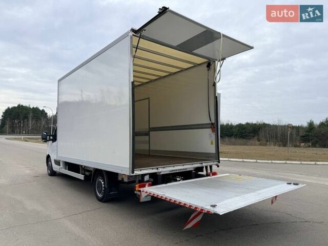 Білий Рено Мастєр, об'ємом двигуна 2.3 л та пробігом 335 тис. км за 24500 $, фото 1 на Automoto.ua