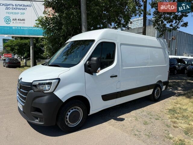 Белый Рено Мастер, объемом двигателя 2.3 л и пробегом 230 тыс. км за 17999 $, фото 1 на Automoto.ua