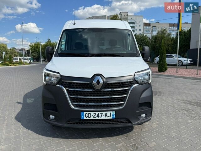 Белый Рено Мастер, объемом двигателя 2.3 л и пробегом 193 тыс. км за 23000 $, фото 1 на Automoto.ua