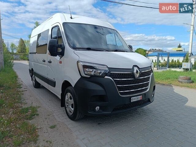 Белый Рено Мастер, объемом двигателя 0 л и пробегом 73 тыс. км за 18700 $, фото 1 на Automoto.ua