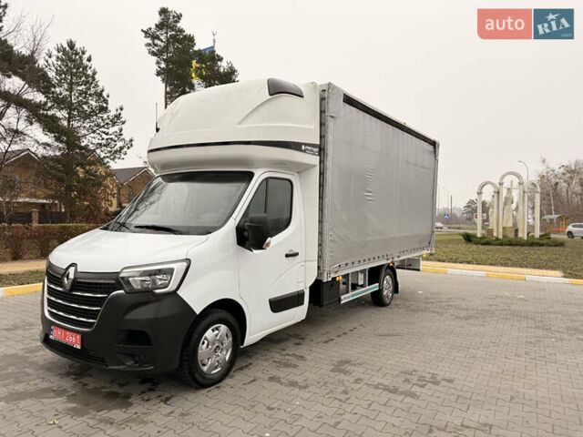 Белый Рено Мастер, объемом двигателя 2.3 л и пробегом 220 тыс. км за 19700 $, фото 1 на Automoto.ua