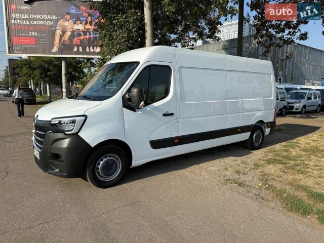 Белый Рено Мастер, объемом двигателя 2.3 л и пробегом 232 тыс. км за 20999 $, фото 1 на Automoto.ua