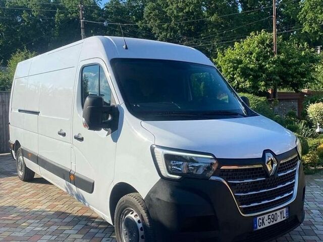 Белый Рено Мастер, объемом двигателя 2.3 л и пробегом 245 тыс. км за 19200 $, фото 1 на Automoto.ua