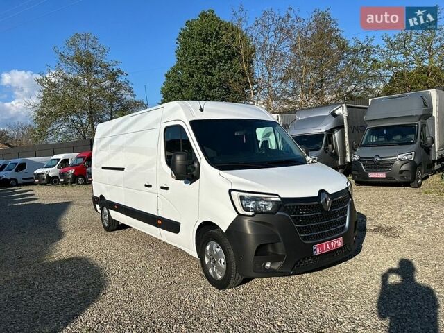 Белый Рено Мастер, объемом двигателя 2.3 л и пробегом 210 тыс. км за 18850 $, фото 1 на Automoto.ua