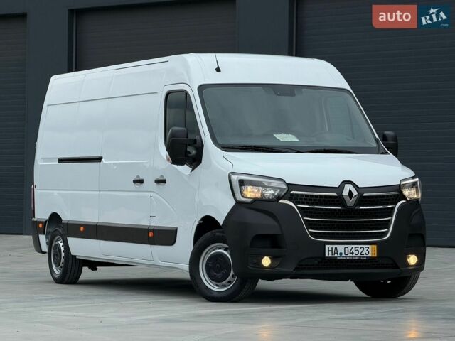 Белый Рено Мастер, объемом двигателя 2.3 л и пробегом 117 тыс. км за 21700 $, фото 1 на Automoto.ua